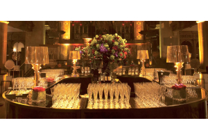 Organising an event: how many champagne bottles you need ?
